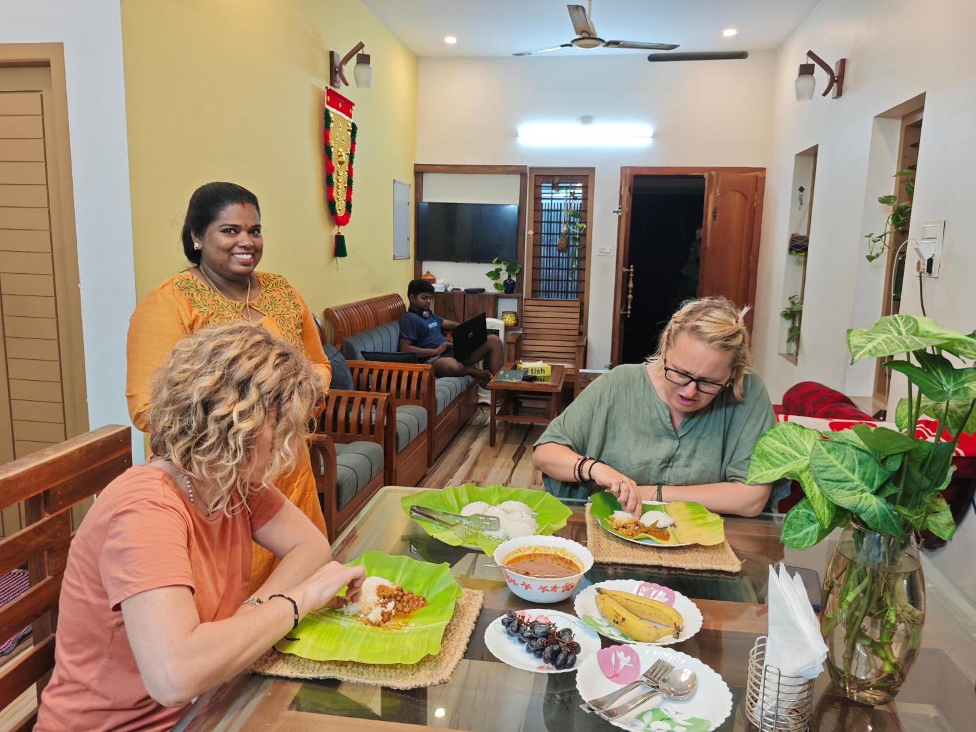 Oyster Marris Homestays 트리반드룸 외부 사진